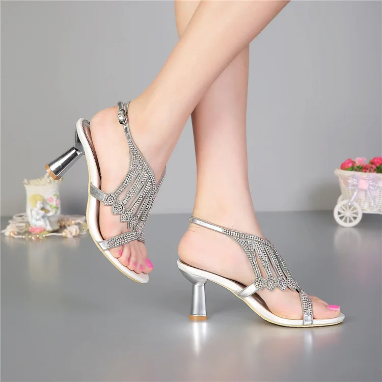 G-sparrow Female Sandals 2018 Summer New High-heeled Thick Heels Rhinestone Sandal Korean Size Diamond Shoes4