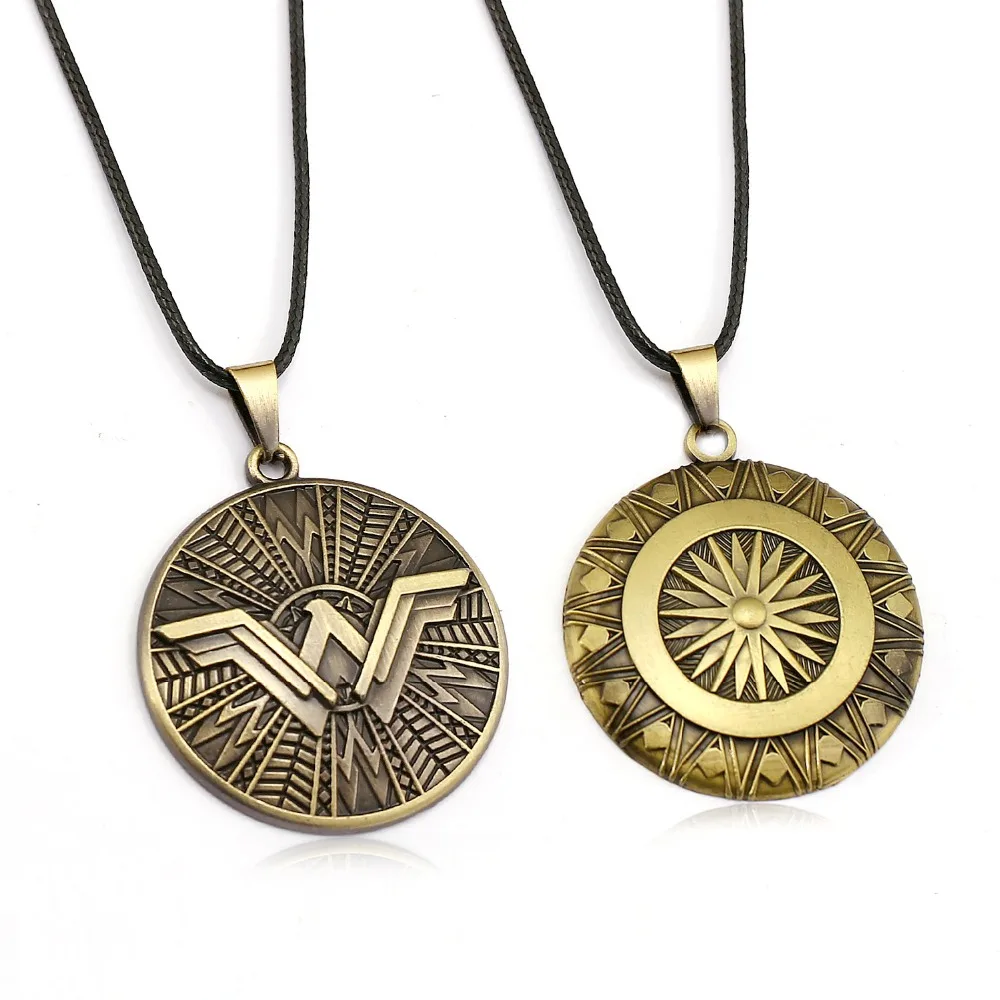 

DC Justice League Necklaces Anime Wonder Woman Shield Necklace Pendants Vintage Cosplay Accessories Figure Toys Souvenirs Gift