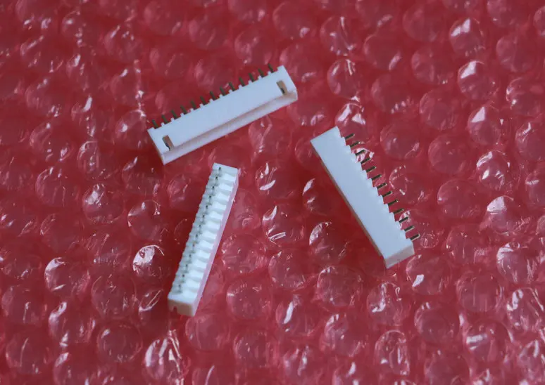 150pcs Thirteen pin white color male XH2.54 straight pin socket