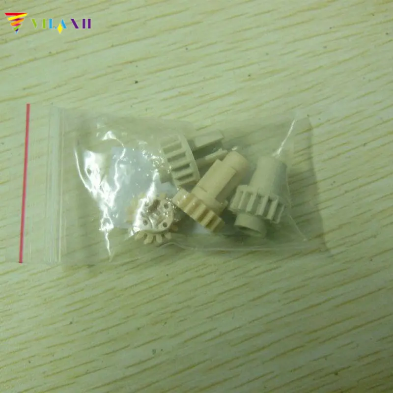 

vilaxh RC1-6285-000 15T Fuser Gear For HP 2700 3000 3600 3800 CP3505 For Canon MF8450 MF9150 MF9170 MF9220 C1022 C1030 LBP5300