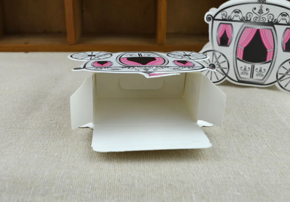 Бесплатная доставка 50 шт. розовая коробка для сладостей в виде кареты Континентальная индивидуальная креативная Подарочная коробка