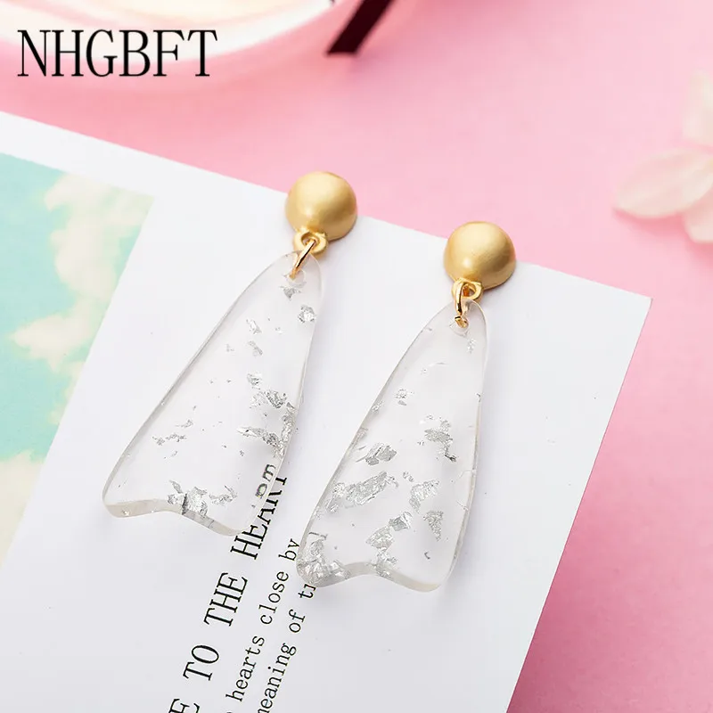 

NHGBFT New Arrivals Red/White Resin Drop Earrings For Women Gold Color Dangle Earring Jewelry
