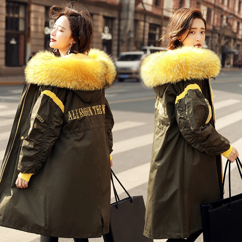 

Tcyeek Women's Winter Down Jackets Thick Warm White Duck Down Coat Female Large Real Raccoon Fur Hooded Long Parka Coats LWL1143