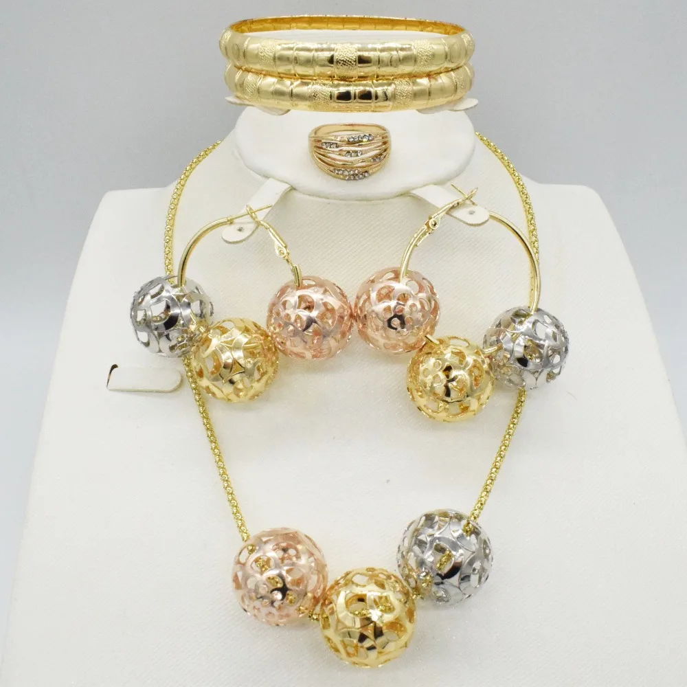 

Hot style African beads wedding jewelry set dubai gold-color Nigeria classic zircon Necklace women Bangle Earring Ring