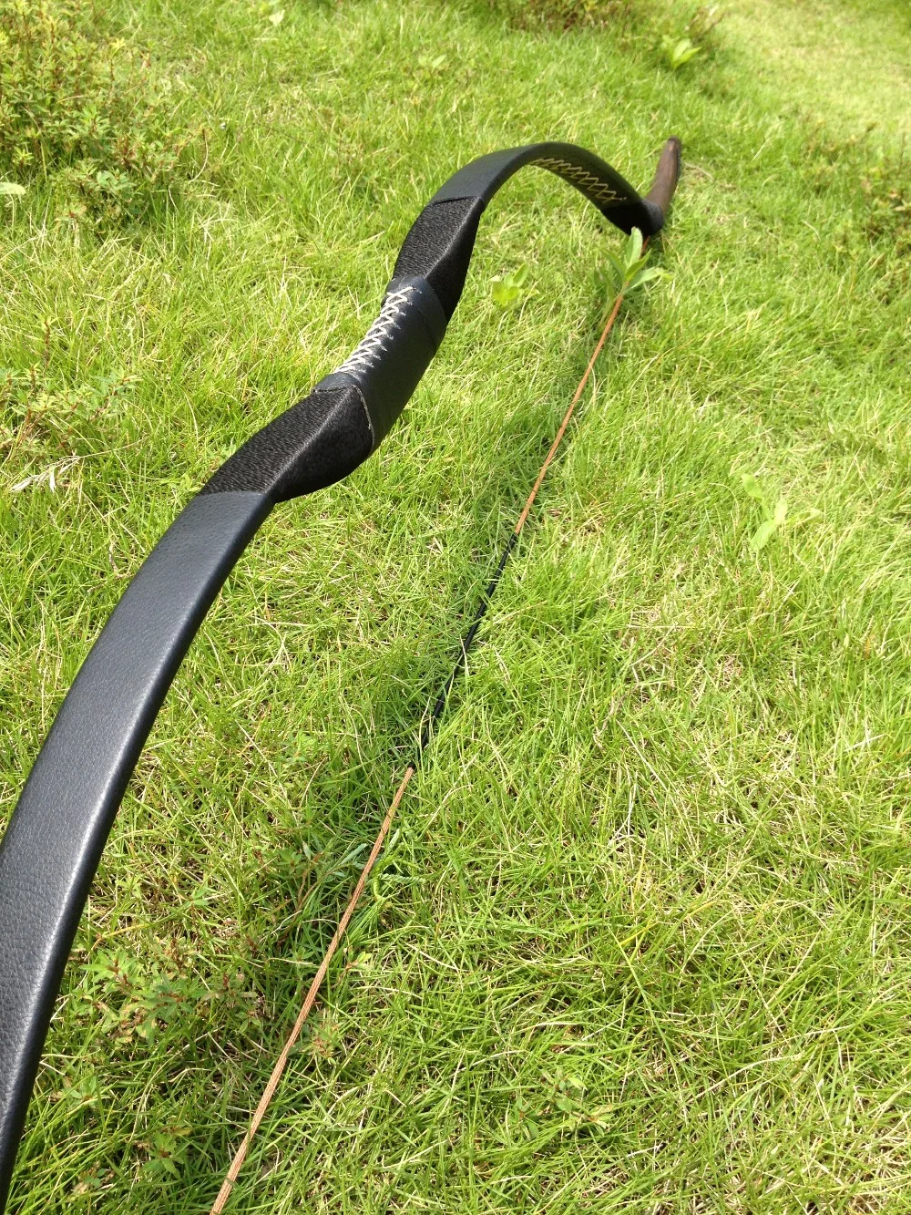 

New Black leather bow 20#-60# @28''recurve bow Archery longbow high quality good feedback hunter's love