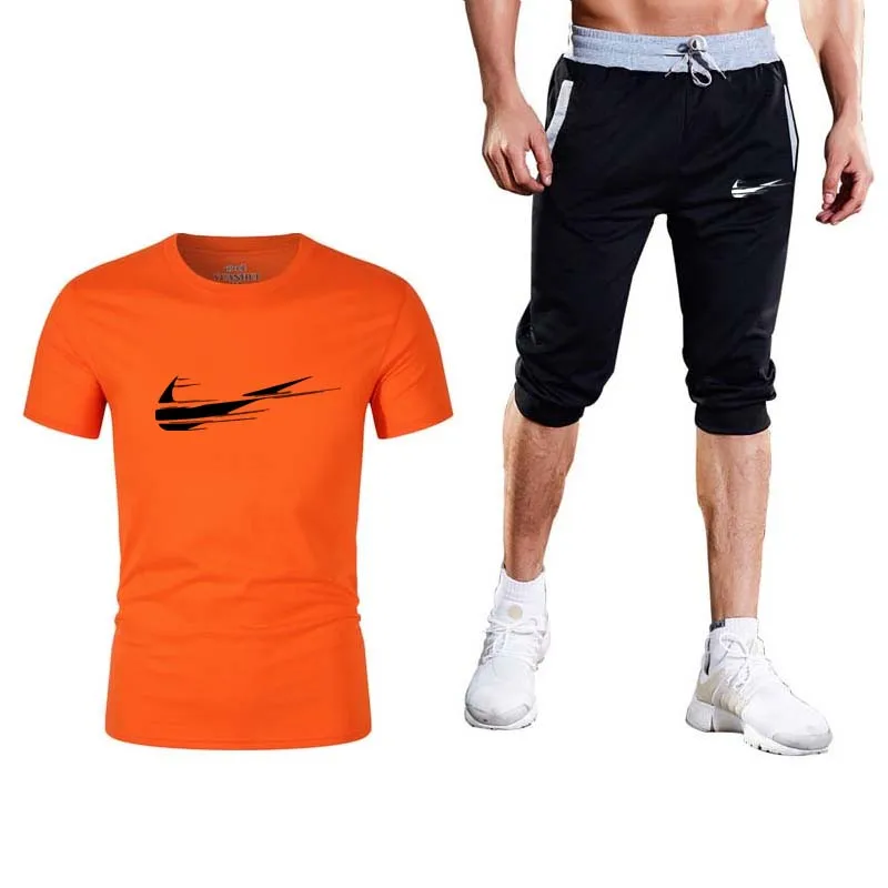 

2019 Men's Suit Brand Sportswear New Men's T-shirt + Shorts Men's Leisure Short Sleeve T-shirt Men's Summer Leisure Shorts