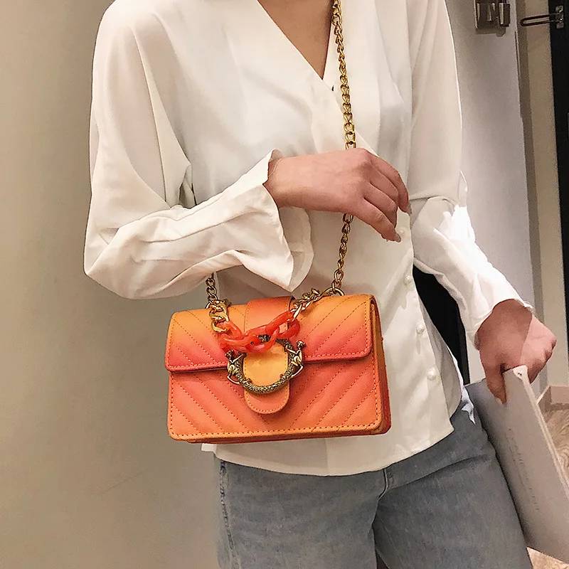 

2019 New Chain Handbags Tide Small Square Package Fashion Woman Shoulder Bag Han Edition Messenger Bag