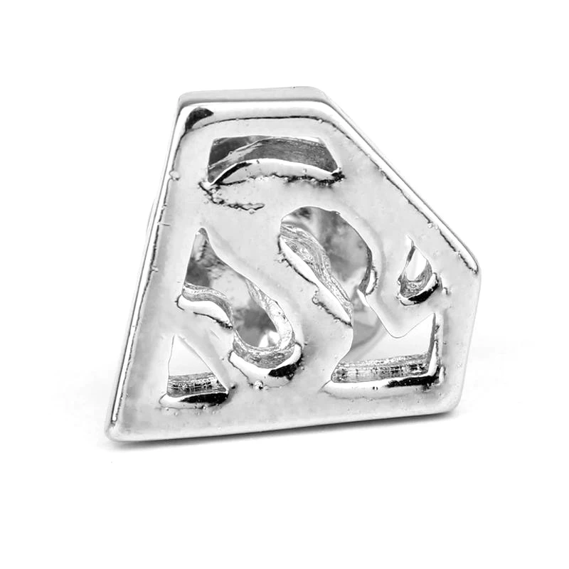 

New Fashion Superhero Superman S Logo Brooches Badge Pin High Quality Enamel pin Dress Accessory Jewelry Lapel Pin Men Gift