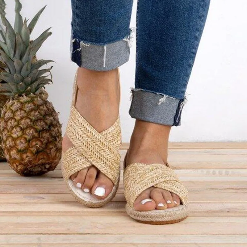 

Summer Flat Heel Sandals Casual Cane Slip On Open Toe Women Holiday Beach Sand Flats Sandals Plus Size 35-43 XWZ6003