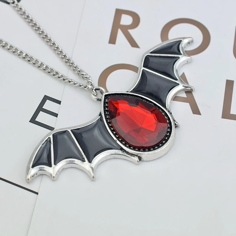 long necklace