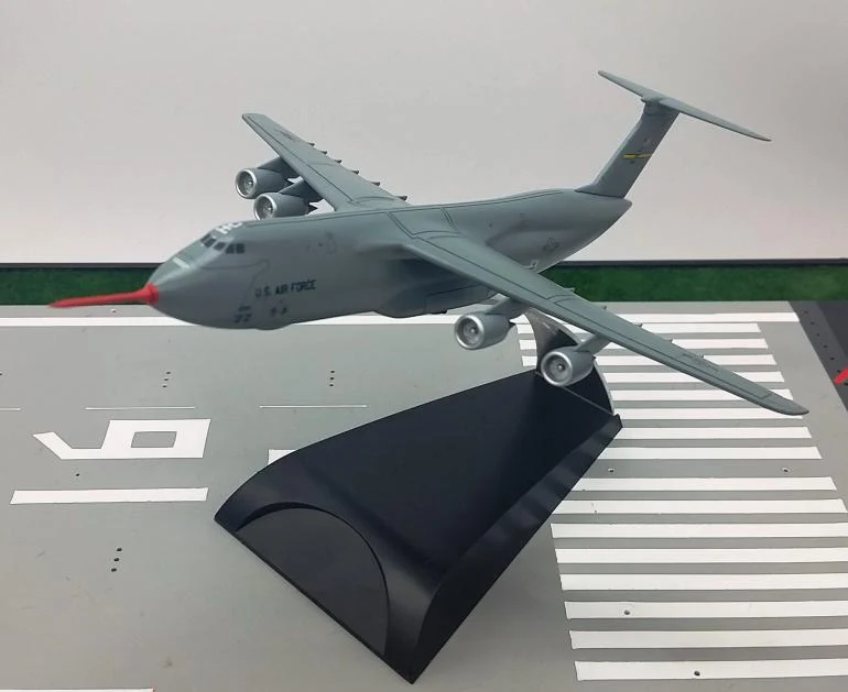 

DG 56274 1:400 American C-5M laser Galaxy long range transport model Alloy collection model Holiday gift