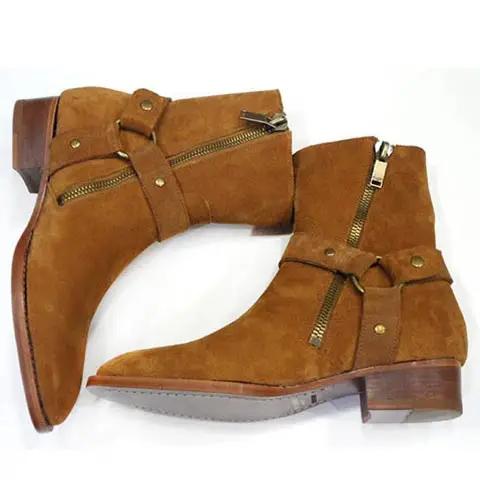 chelsea boot with buckle