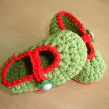 Детские пинетки-детская обувь-зеленая обувь-зеленый пинетки-зеленый и красный-вязание крючком обувь-крючком пинетки