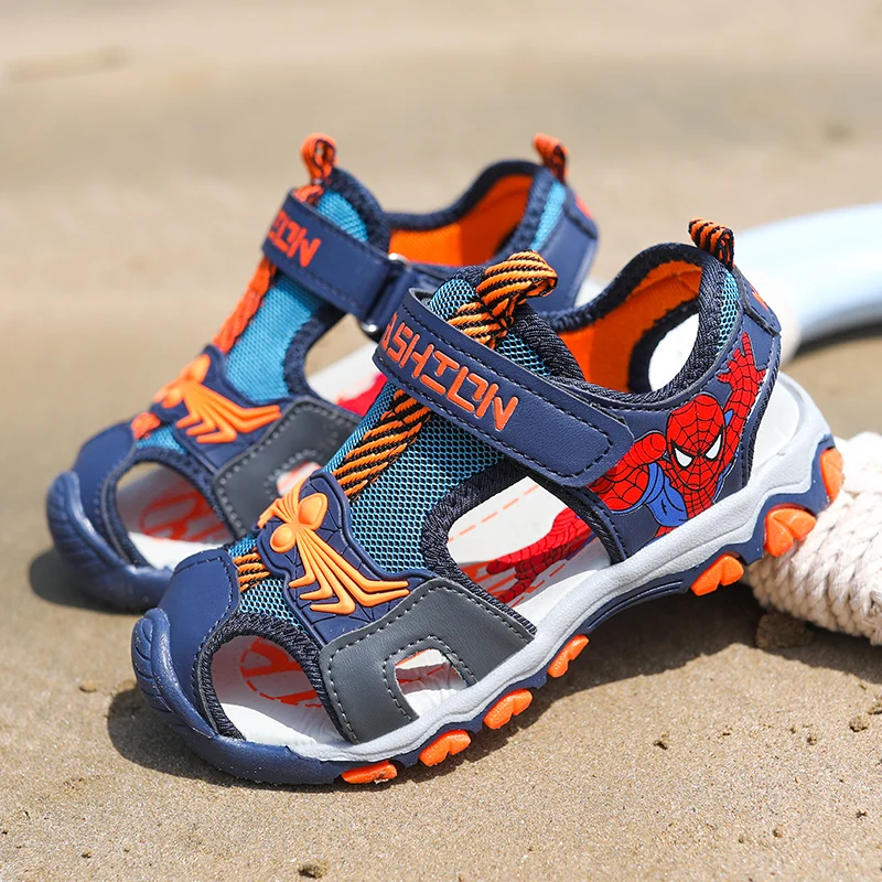 Детские летние спортивные сандалии с человеком-пауком; Новинка; пляжные сандалии для мальчиков; спортивная нескользящая обувь на мягкой нескользящей подошве