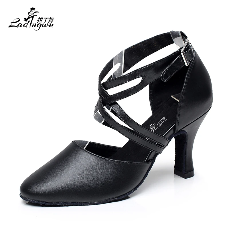  Ladingwu 2018 New Microfiber Synthetic Leather Closed Toe Latin Dance Shoes Dark Red Black Ballroom