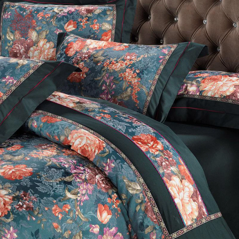 King Size European Dark Green Floral Jacquard Bedding Sets Duvet