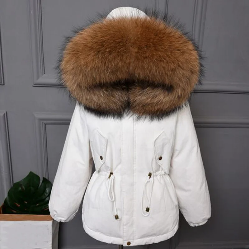 Парки с белым мехом. Парка белая с натуральным мехом. Парки с белым мехом. Белая парка с белым мехом. Белая парка с белым мехом.