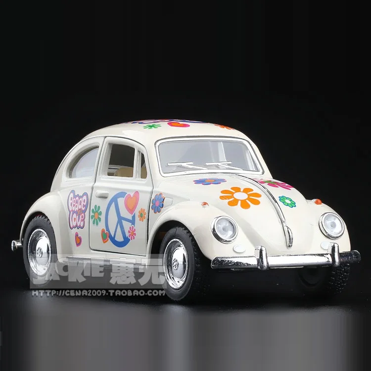Точная имитация эксклюзивный Diecasts& Toy Vehicles: стильный дизайн автомобиля 1967 классический автомобиль 1:32 Сплав литья под давлением модель оттяните назад Автомобили - Цвет: Белый