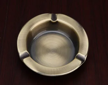 

Ashtray Ashtray