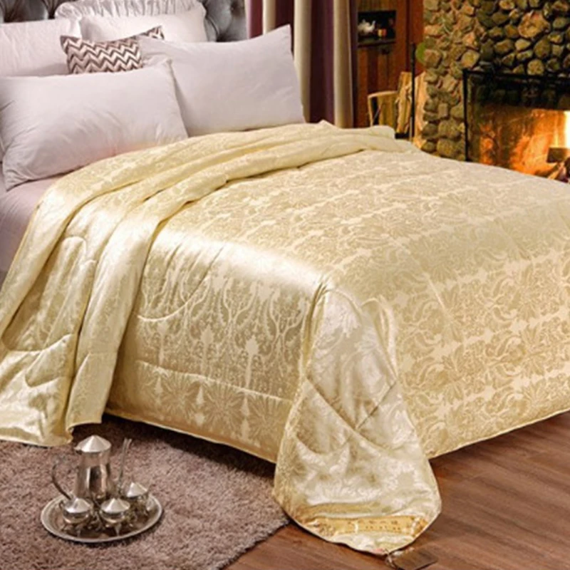 Details about   Hand Made Coverlet Gold Print Red Bedspreads Silk Light Wight Winter Quilt Rajai 