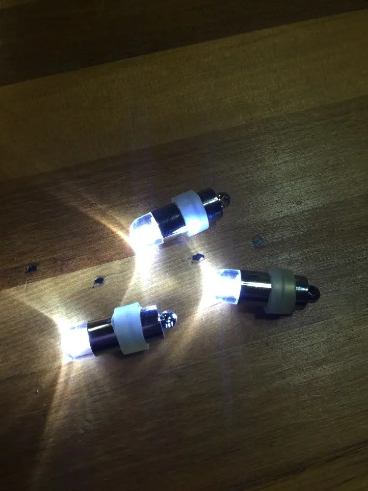WHITE LED PARTY BALLOONS LIGHT