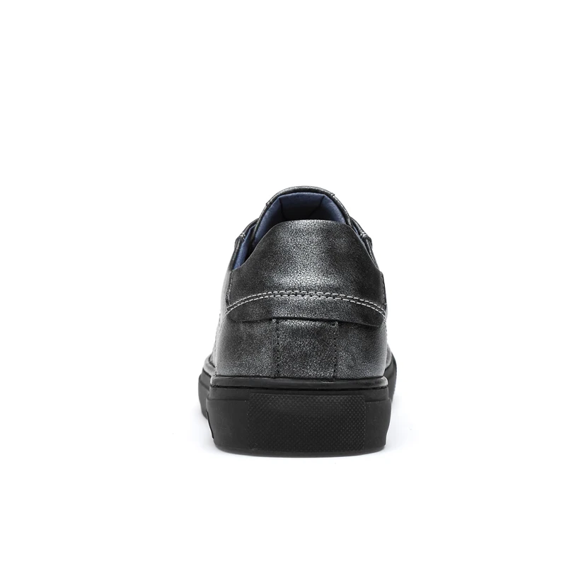 gray sneakers (2)