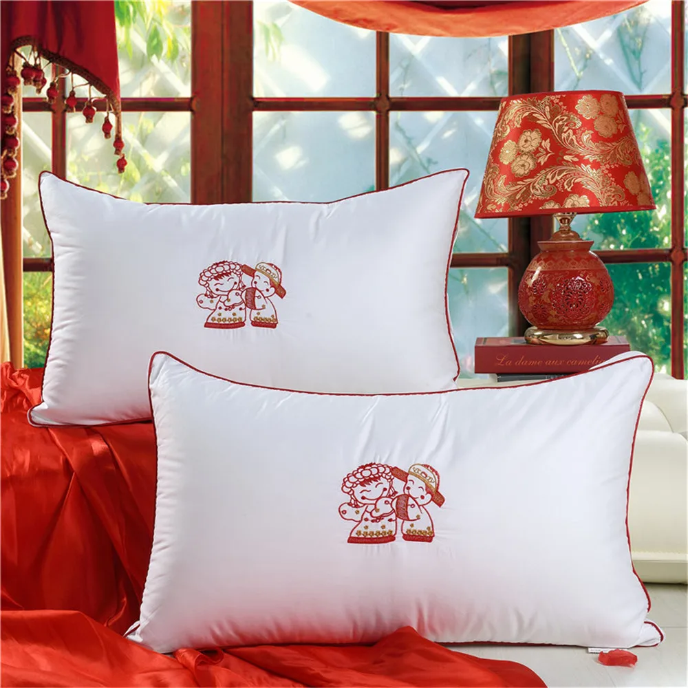 Chinese Style Double Happniess White Red Bedding Pillows Size 48x74cm