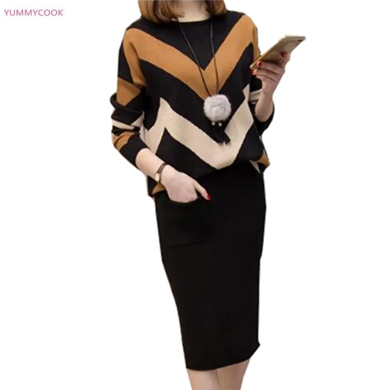

Sweater two-piece large size women 2018 new autumn and winter loose striped sweater + skirt suits casual fashion skirt suits 174