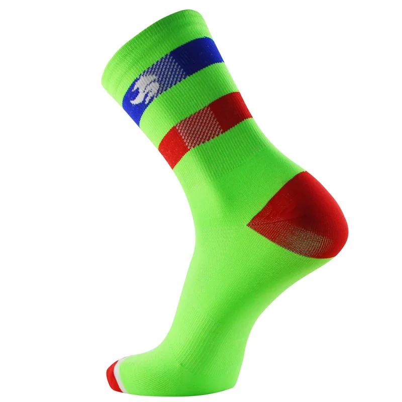 

2019 New Unisex Cycling Socks High elasticity outdoor Sports Socks quick dry road bicycle riding socks 3 Colors Men's Cycling