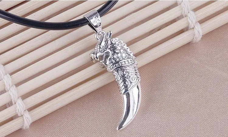 100% 925 sterling silver fashion wolf tooth design men`s pendant necklaces jewelry short chain man gift drop shipping 100% 925 sterling silver fashion wolf tooth design men`s pendant necklaces jewelry short chain man gift drop shipping