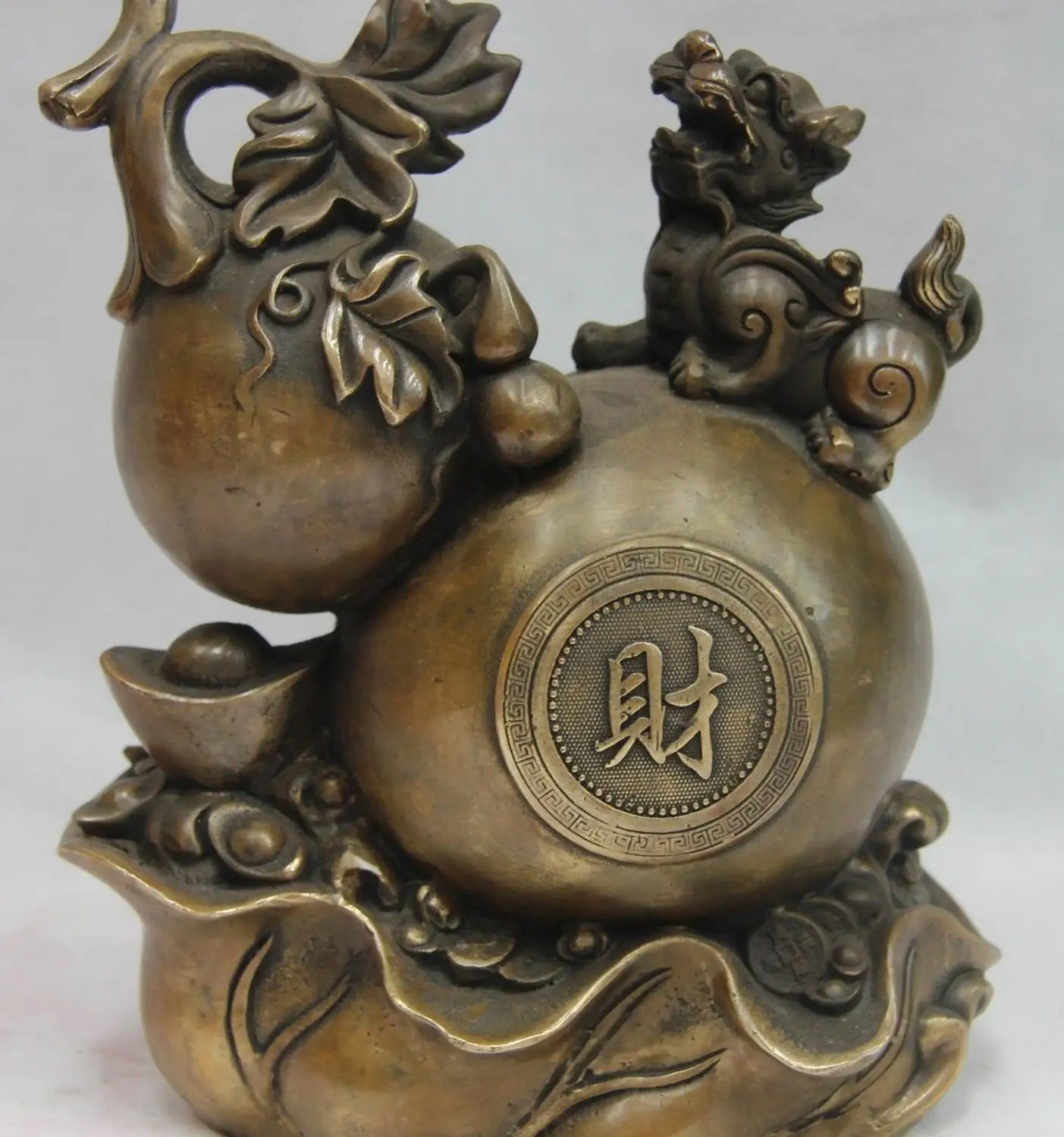 

Copper Bronze Feng Shui Evil Longevity Wealth Foo Dog Lion Beast Calabash Gourd