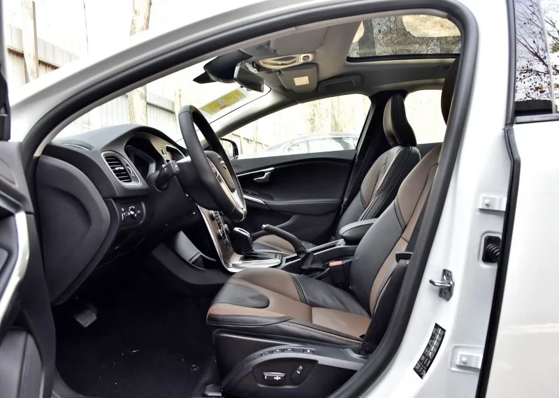 2018 Cross Country T5 AWD 