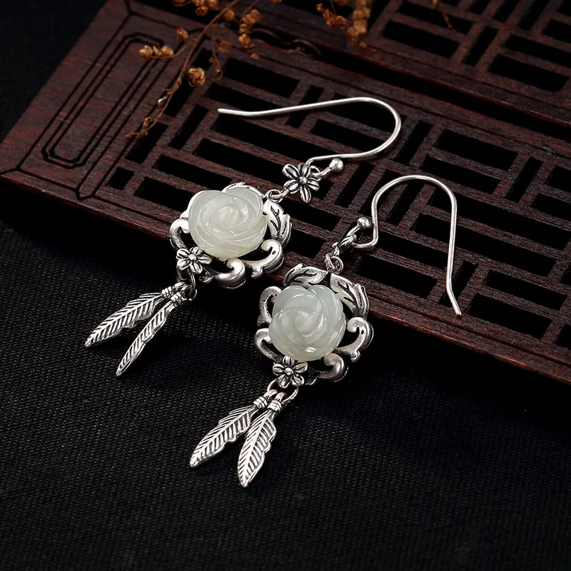 

S925 Pure Silver Antique Mosaic Tian White Jade Plum Flower Leaf Lady High-end Earrings Earrings Wholesale