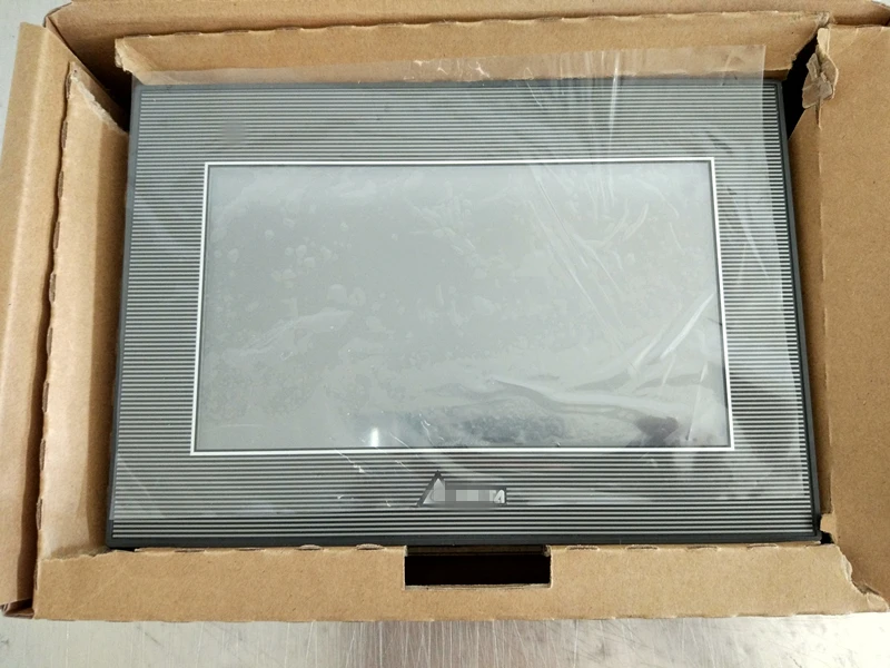TP70P 16TP1R Сенсорная панель ЧМИ со встроенным PLC новинка в коробке|Контроллер с ЧПУ| |