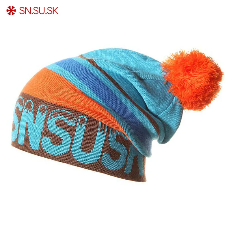 Девушка на сноуборде. Шапка eisbar. Девушка на лыжах. Шапка лыжная женская. Шапки и шарфы для сноуборда element.