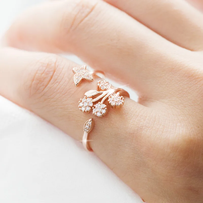 

HUITAN 3D Butterfly Flower Open Ring With Clear Stone Lifelike Birthday Gift For Girl Romantic Cocktail Party Ring For Women
