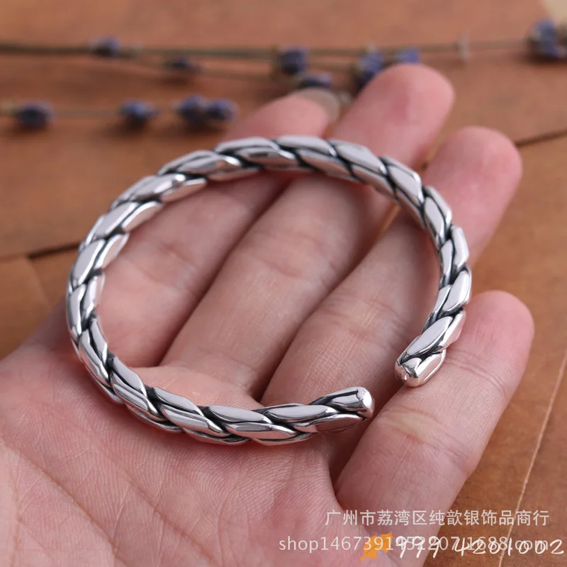 

Jade Bangle Man Domineering Twist National Wind Restoring Ancient Ways Hand-made Woven Bracelet Wholesale Manufacturers Selling