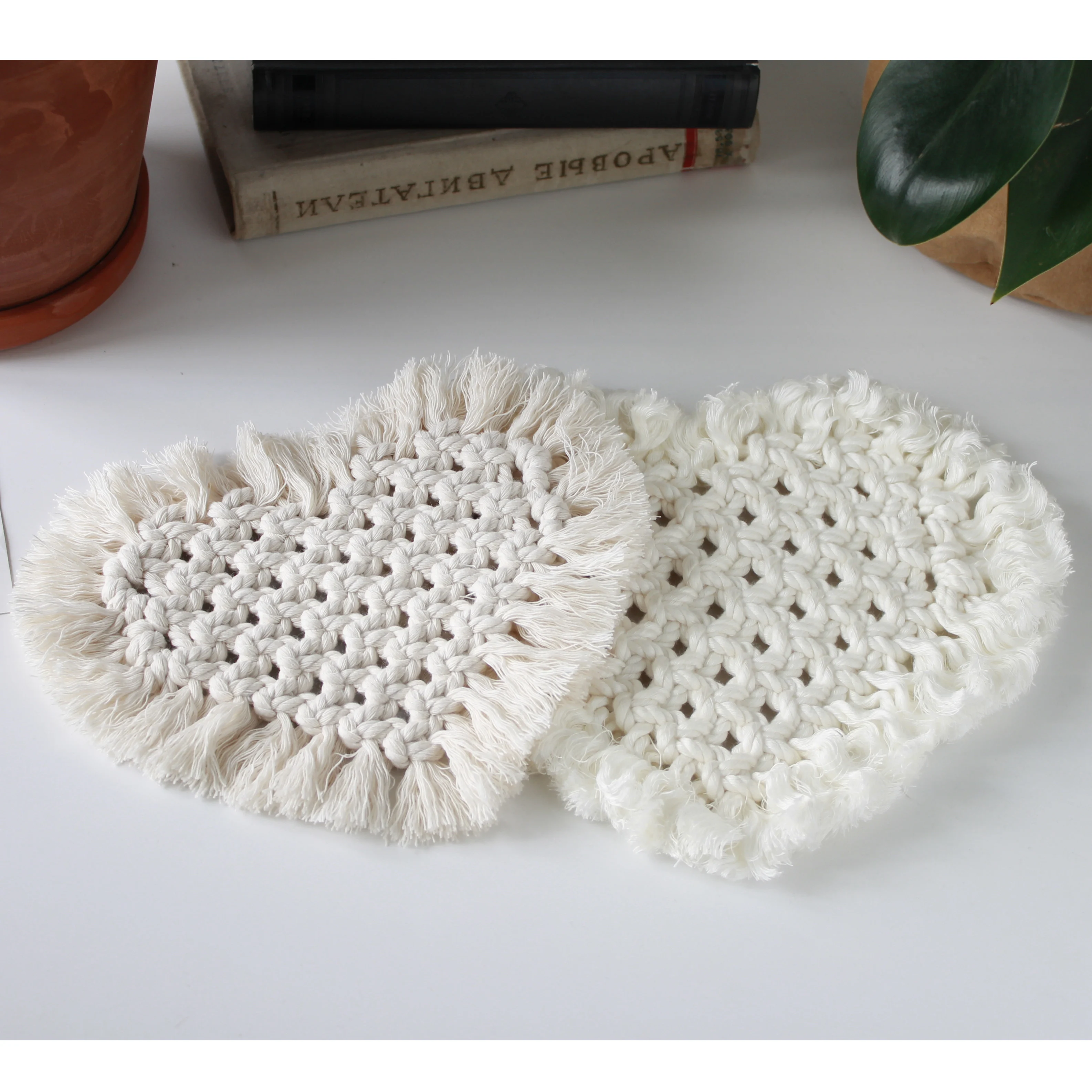 

Round table Macrame Handmade Woven coaster Pure Handcrafted Cotton Slip Insulation Cup Pad boho home decoration Tablecloth