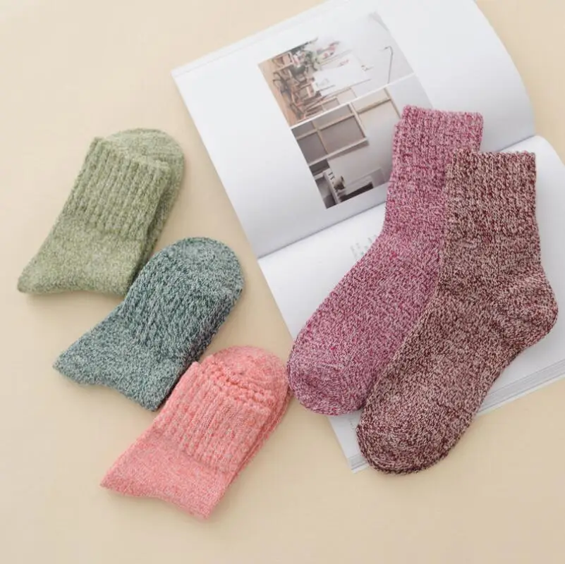 

5 Pairs Winter Cotton Solid Thick Woman Simple Socks Fashion Art Fold Female Student Thick Warm Socks Thick Metallic Line Sock