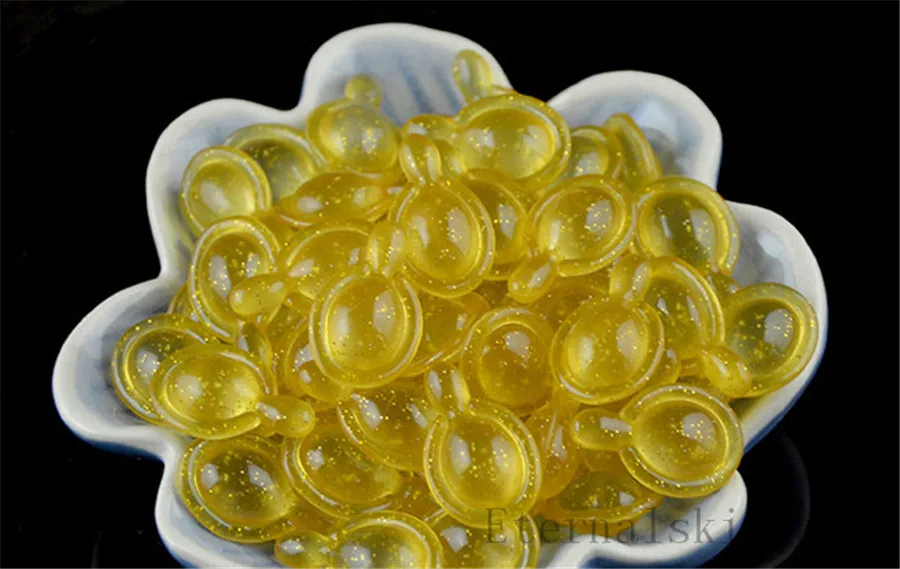 

Q10 EG F Gold Foil Capsule Acne Treatment Whitening& Moisturizing Serum