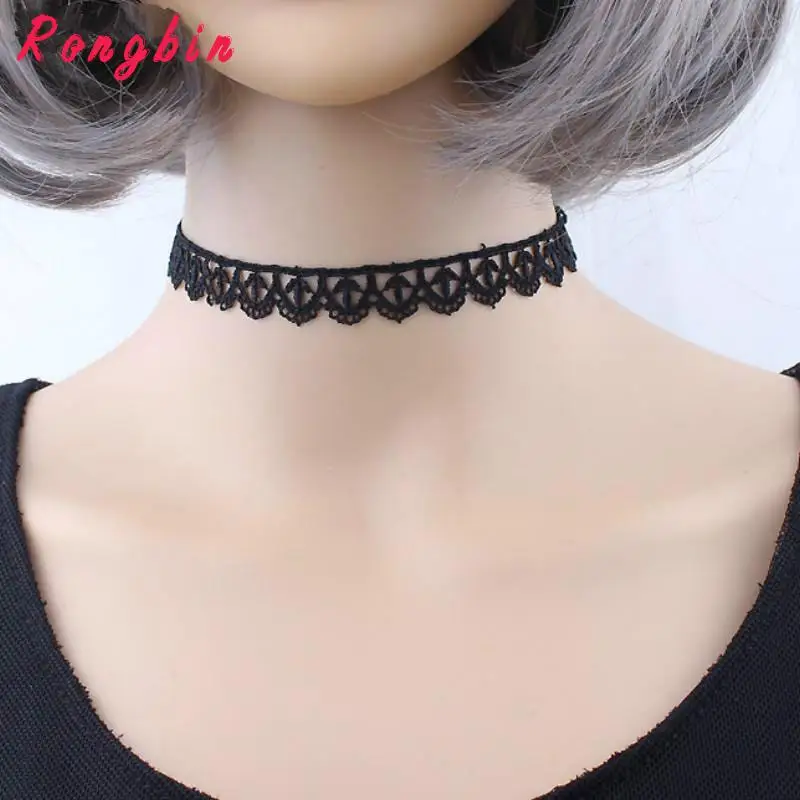 Gargantilha feminina de renda preta, de veludo, com flechas, folhas ...