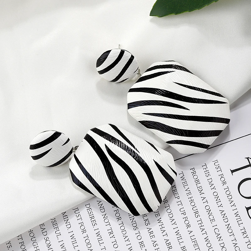 

AENSOA Fashion 2019 Rectangle Zebra Stripe Earrings For Women Simple Korea Geometric Statement Drop Dangle Earring Party Jewelry