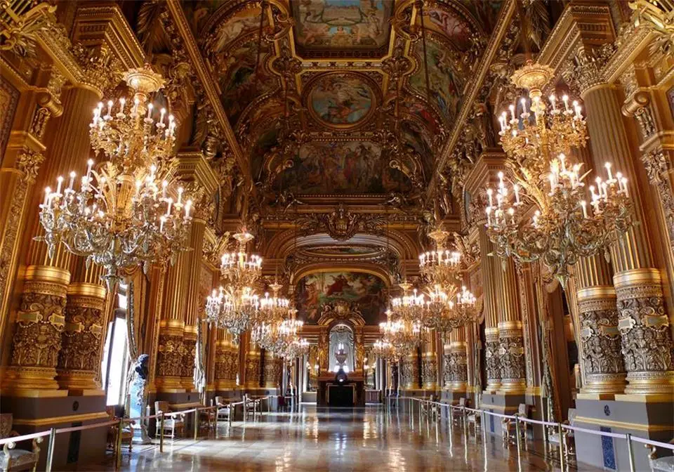 

Custom 3D Photo Wallpaper Room Mural 3D Painting Luxury European Palace Corridor Sofa TV Background Wall Non-Woven Wallpaper