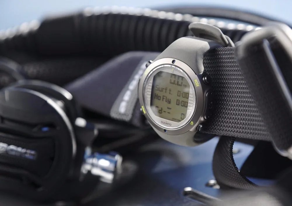 Scuba SUUNTO D6I NOVO D6I NOVO ZULU Dive Computer With USB
