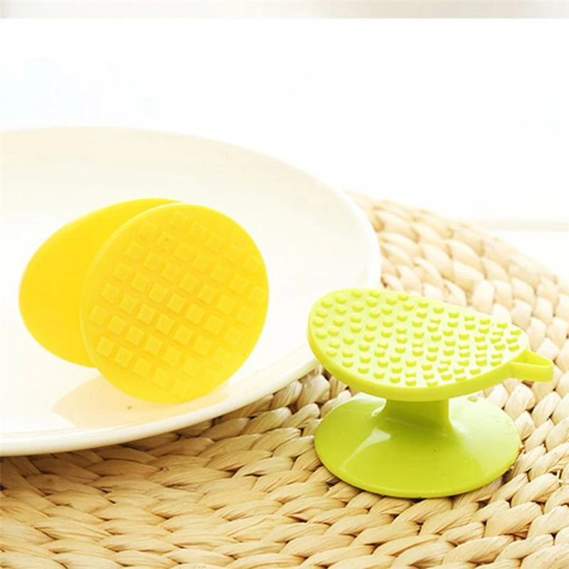 2018 New Multifunction Kitchen Vegetable Brush Potato Scrubber Easy Cleaning Tool safe easy to clean hot sale C0202             2