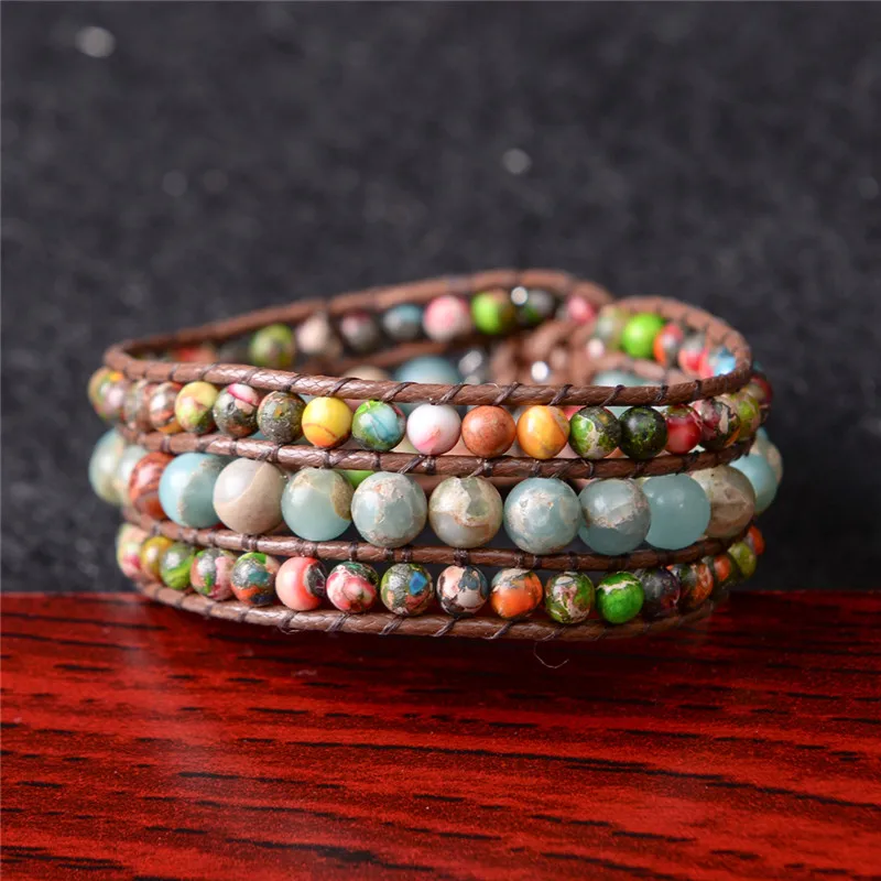 Женский трехслойный браслет Boho из натурального камня круглой формы с кожаным