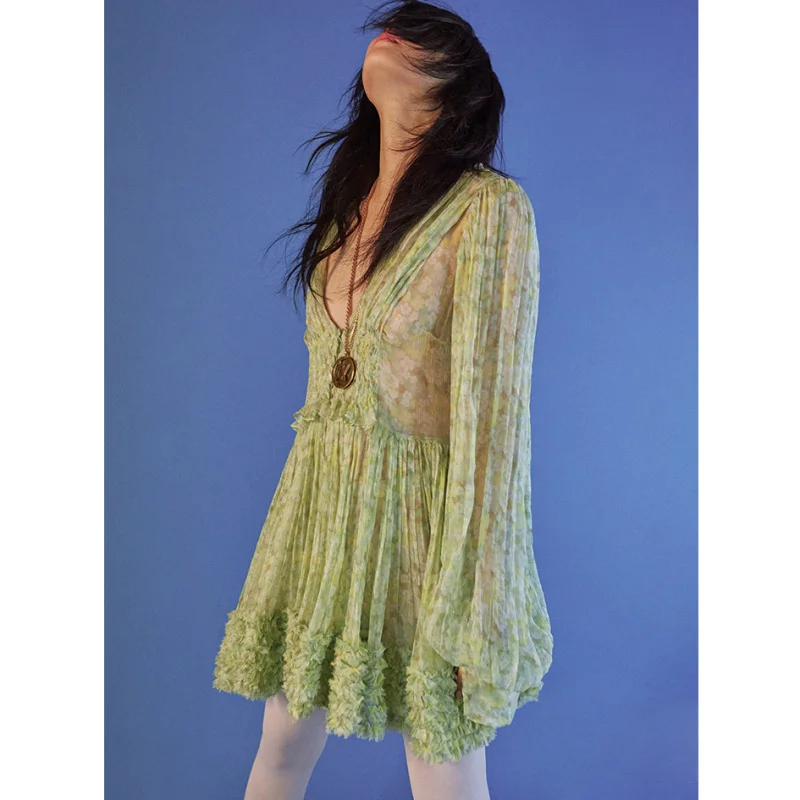 

Women's Summer New Dress 2019 Sexy V-neck Bohemian Floral Dress Silk Beach ruffle printed mini dress Lined silk