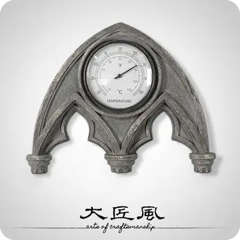 

A big wind Rome retro imitation wood gift totem American living room temperature measuring wall bow shield
