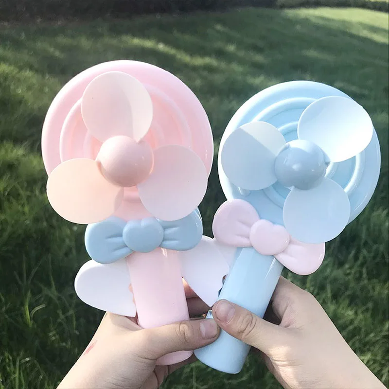 

Manual Hand Press Lollipop Shape No Battery Mini Fan Birthday Party Favor Kids Toy 1Pcs Handheld Portable