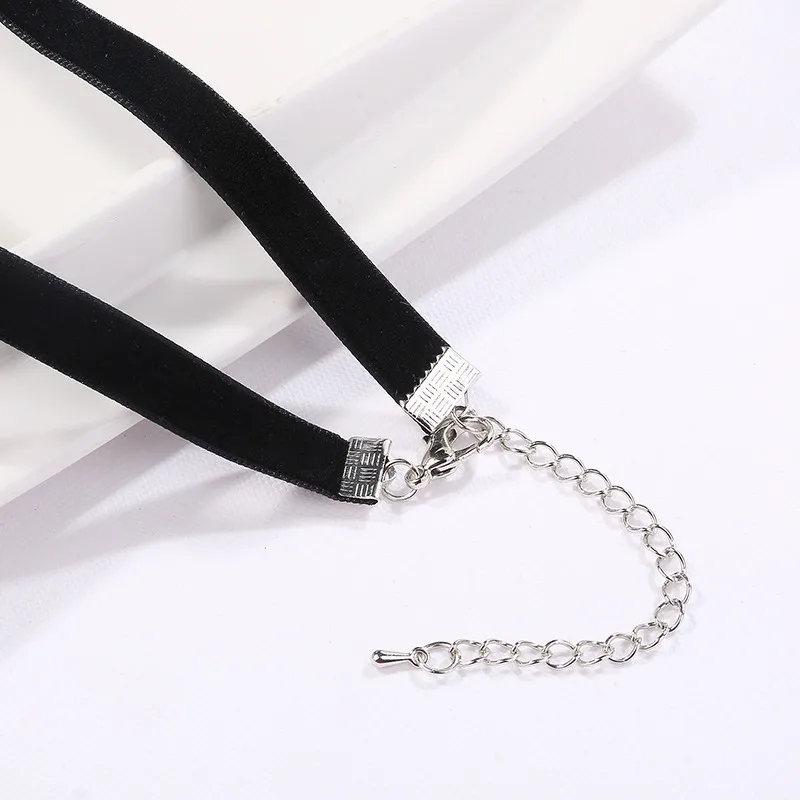 Austria crystal heart choker for women 201803